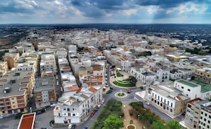 Aerial view - Room 'Pepenero Apulian Rooms - Cementina' with Balcony, Wi-Fi and Air Conditioning (Noci)
