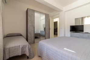 Room - Partanna Living (Partanna)
