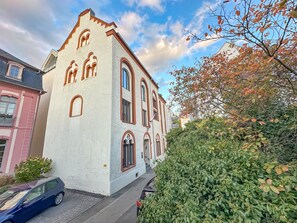 Holiday Home Exterior [summer] - Very unique Templar house dating from 1235 (Boppard)