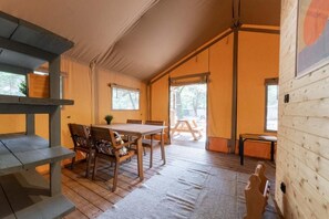 Dining - Bursztynowy Las (Gdańsk)