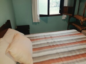 Room - New Listing (Bertioga)