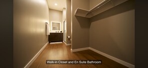 Interior - 3-bedroom condo in tranquil Springfield with AC and fitness room (Springfield)