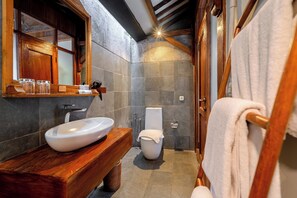 Bathroom - Ayom Java Village Solo (Karanganyar)