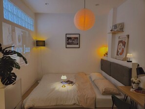 Room - D1 Heart · Rooftop•Kitchen•Lift · Mango @ Cozinema (Ben Thanh, District 1)
