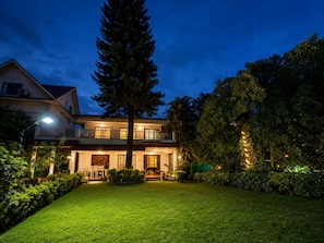 Exterior - Urban Escape Villa By Carlton Stays  (Takve kh)