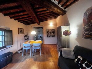 Dining - New Listing (Toscana)