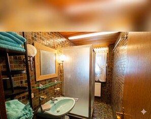 Bathroom - New Listing (Wendelstein)