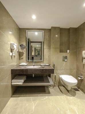 Bathroom - POP 84978J Sunday Vadodara Palace Hotel (Vadodara)