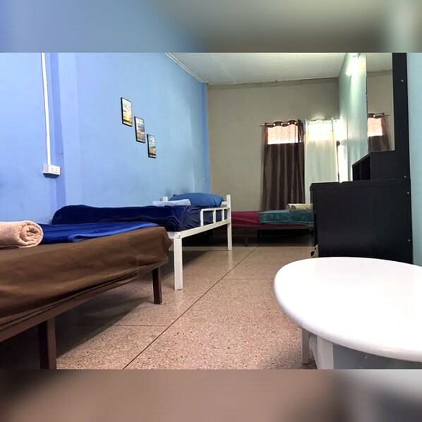 Room - Roxx Social Hostel (Bangkok)