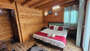 Room - Royal Wood Resort  (Calangute)
