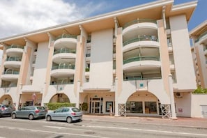 Exterior - New Listing (Fréjus)