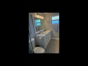 Bathroom - Serenity Now 2 Bed 2 Bath located in North Naples (Naples)