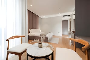 Room - BookingPilot TEST (Tiranë)
