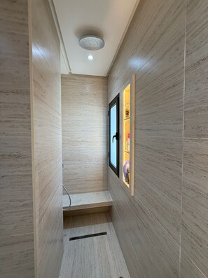 Spa - New Listing (Marsa)
