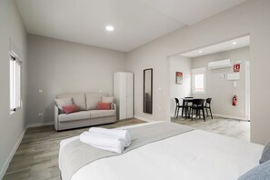 Room - Dobo Madrid Casa Pio (Madrid)