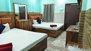 Room - Hotel Raj (Siliguri)