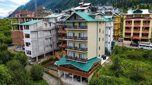 Exterior - Hotel Trinetra (Nasogi)
