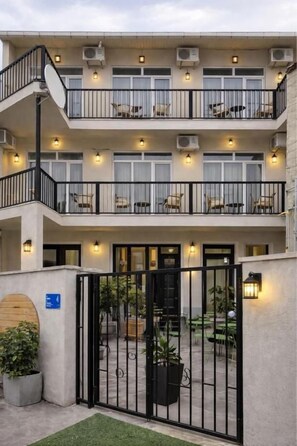 Exterior - Hotel Marioni (tbilisi)