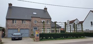 Exterior - New Listing (Damme)