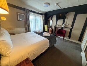 Room - Bull Inn (Halstead)