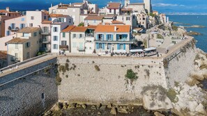 Exterior - New Listing (Antibes)
