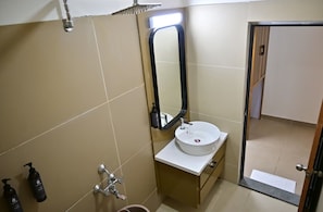 Bathroom - OceanRoof Homestay (Sri Vijaya Puram)