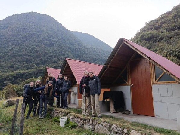 Exterior - Yawar inka ayllu challhuay (CHALLWAY)