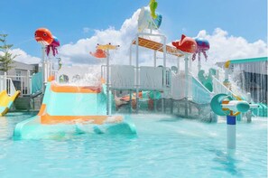 Pool - The Cozy Haven in Commune Village Batulao (Nasugbu)