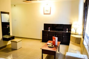 Living area - Hotel Shiv Sagar (Chittorgarh)