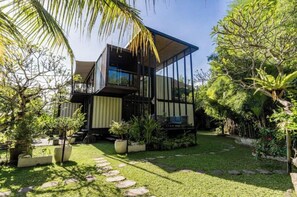 Exterior - Releaf Container Villa Ubud beside Rusters (Singakerta, Kecamatan Ubud)