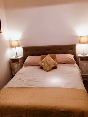 Room - New Listing (Dinan)