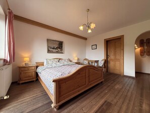 Room - New Listing (Kirchberg in Tirol)