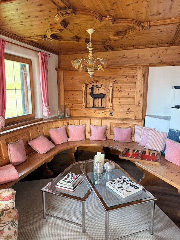 Interior - New Listing (Kirchberg in Tirol)