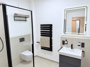 Bathroom - JUPAS° Apartmenthaus am Park · Apartment 3 (Kordel)