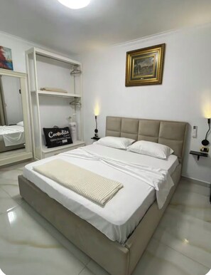 Room - Modern Apartment in the Heart of Tirana (Tiranë)