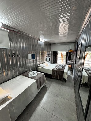 Room - YPE FLAT (Bonito)