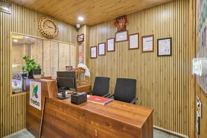 Lobby - Treebo Tapovan (Manali)