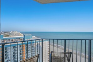 Condo, 2 habitaciones, acceso a la alberca, vista al océano (1814) | Balcón