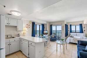 Studio, Balcony, Oceanfront (604) - The Palace Resort by Elliott Beach Rentals (Myrtle Beach)