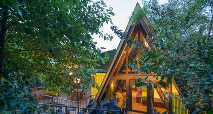 Santo Cielo by Casa Santo Domingo