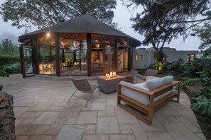 Family Bungalow, 3 Bedrooms, Mountain View, Mountainside | Exterior