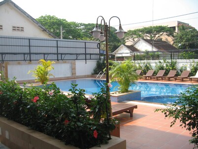 Steung Siemreap Residences & Apartment