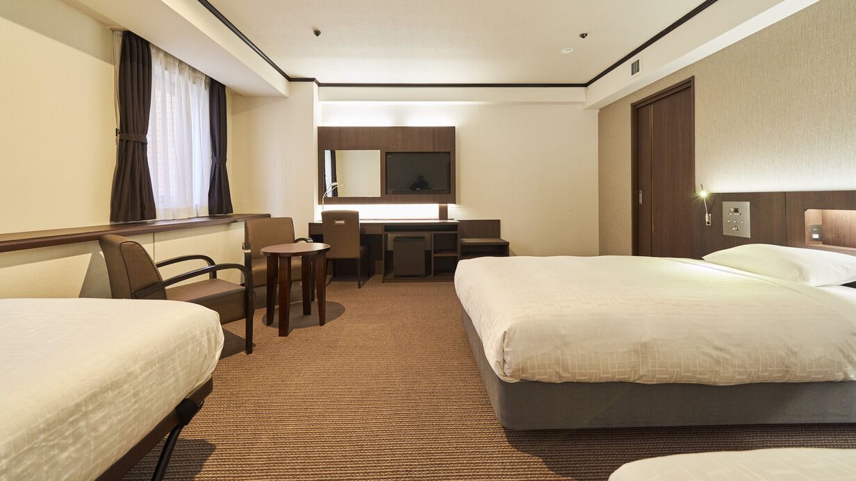In-room safe, desk, iron/ironing board, free WiFi