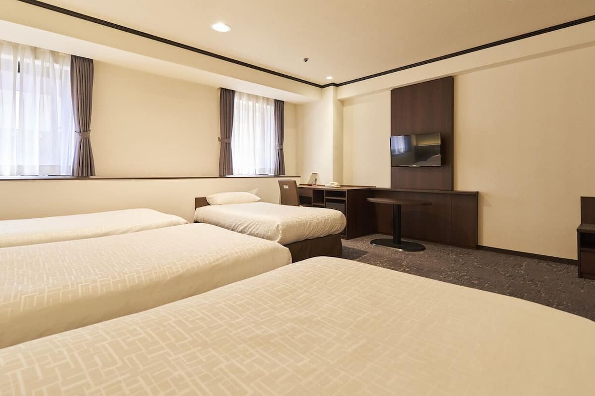 In-room safe, desk, iron/ironing board, free WiFi