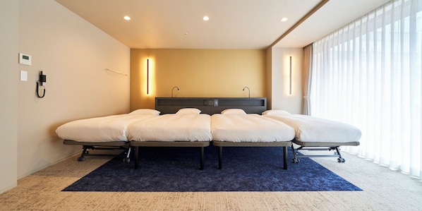 In-room safe, desk, iron/ironing board, free WiFi - Princess Garden Hotel (Nagoya)