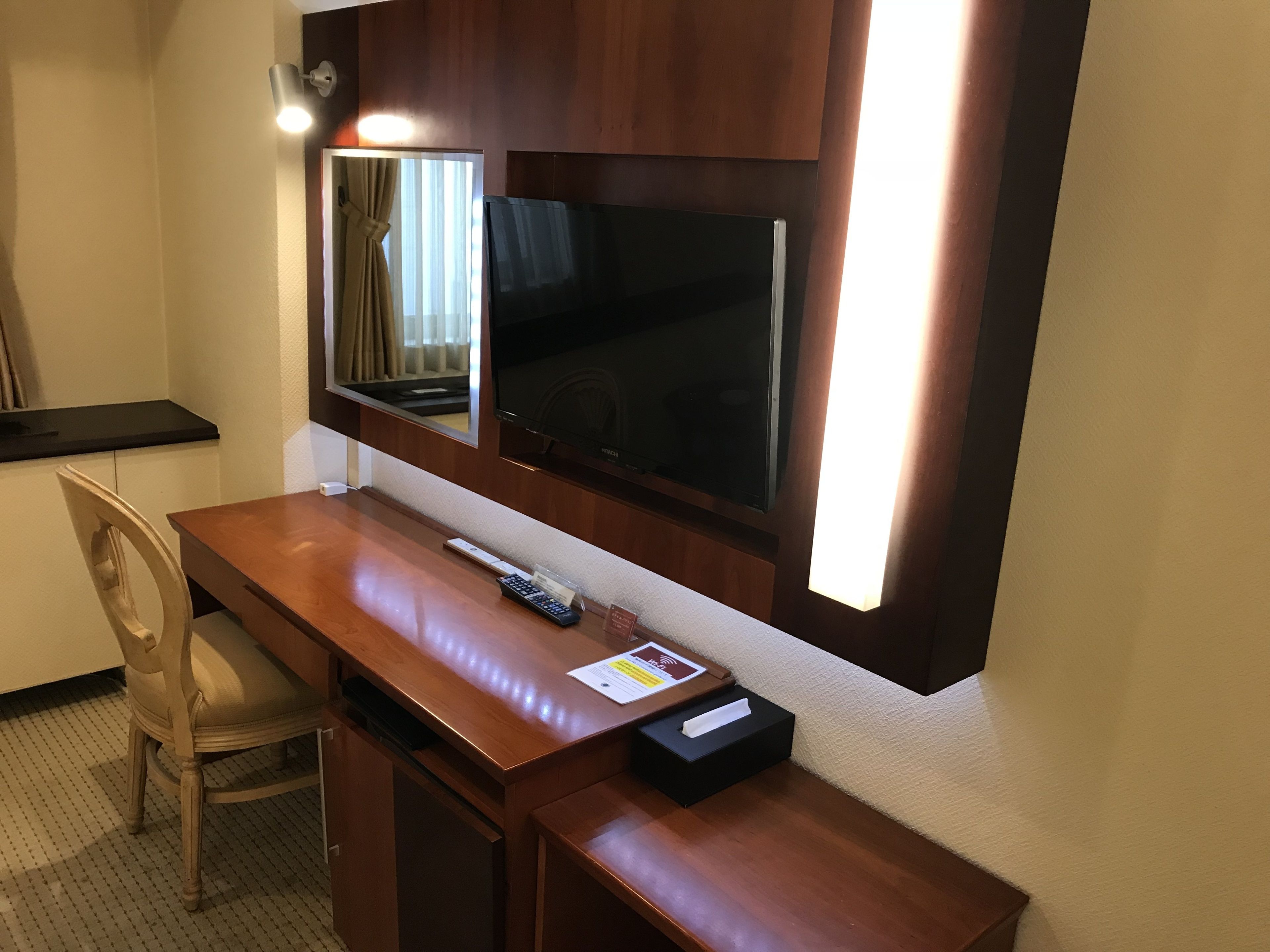 1 bedroom, in-room safe, desk, iron/ironing board