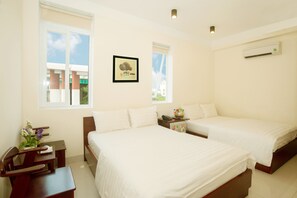 Minibar, caja de seguridad en la habitación y wifi gratis 