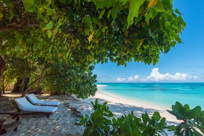 Denis Private Island