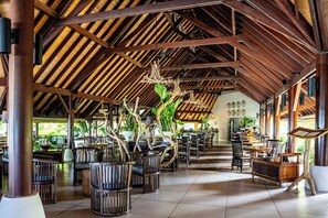 Breakfast, lunch and dinner served - Denis Private Island (Denis Island)