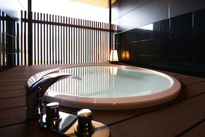 Condo | Bathroom